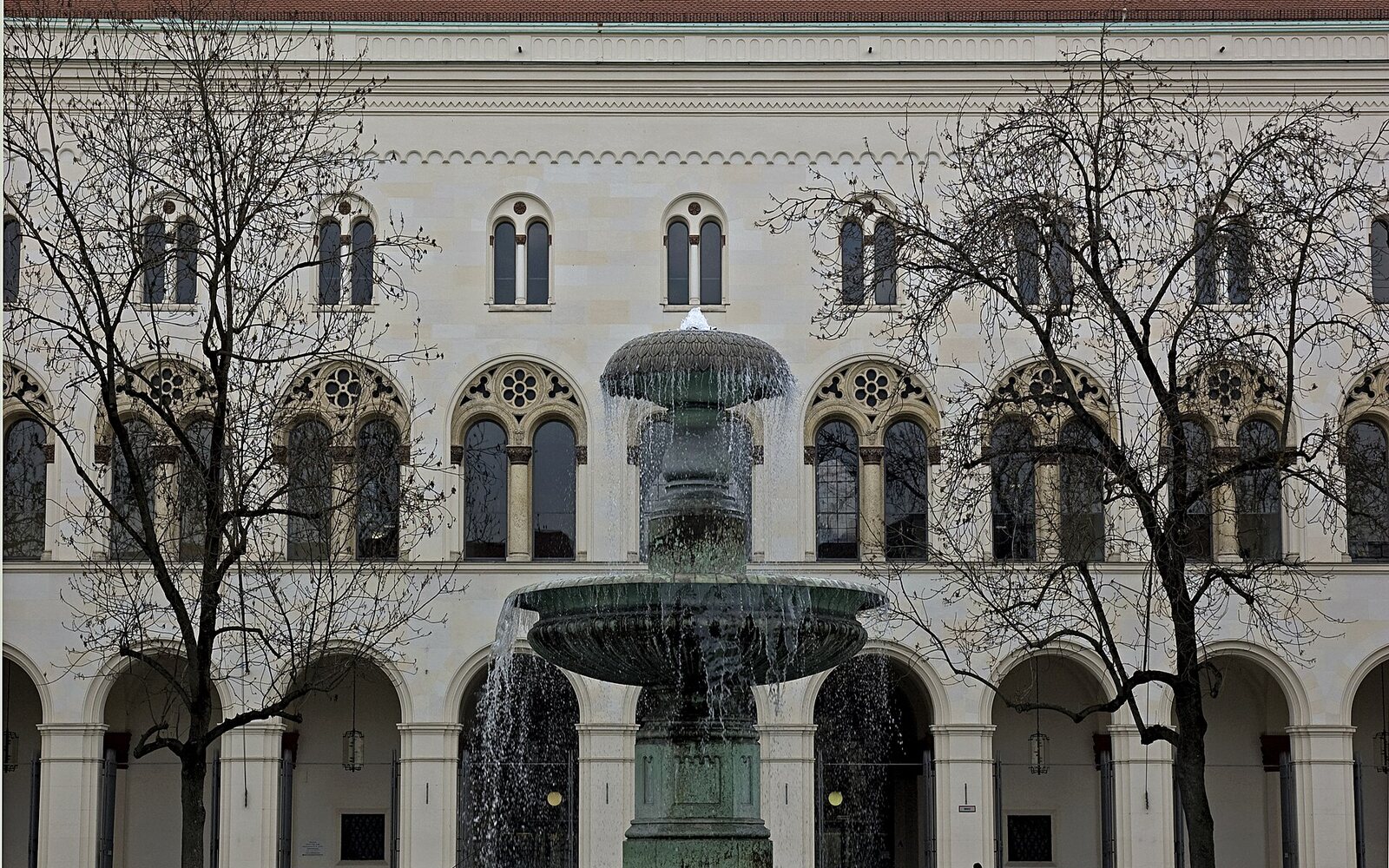 Ludwig Maximilian University of Munich — LMU campus